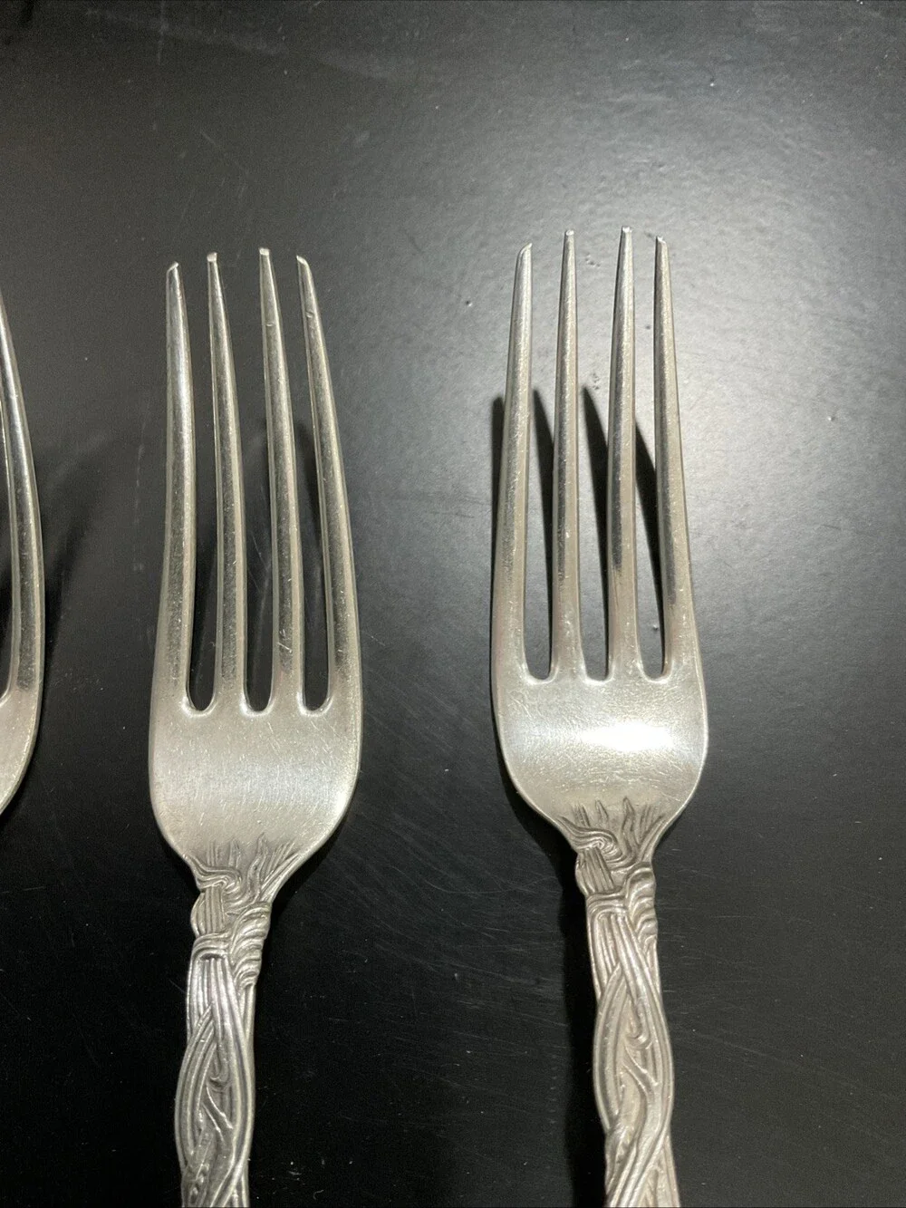ONE International Silver Frontenac Dinner Fork 7 1/8